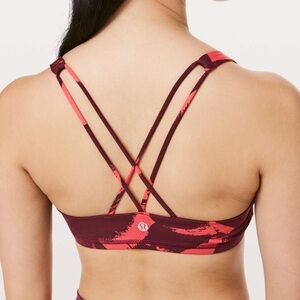 Lululemon sports bra